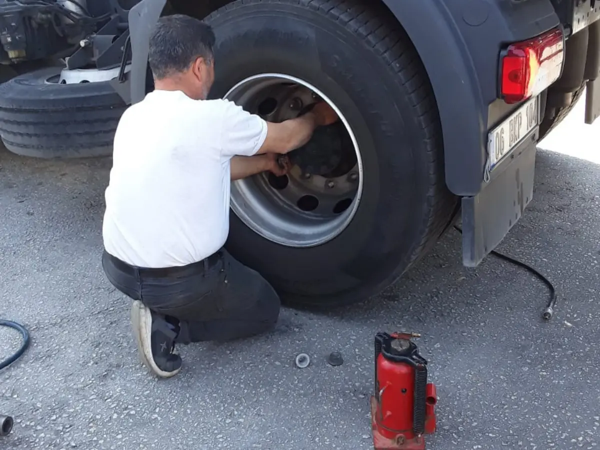 Keçiborlu Oto Lastikçi